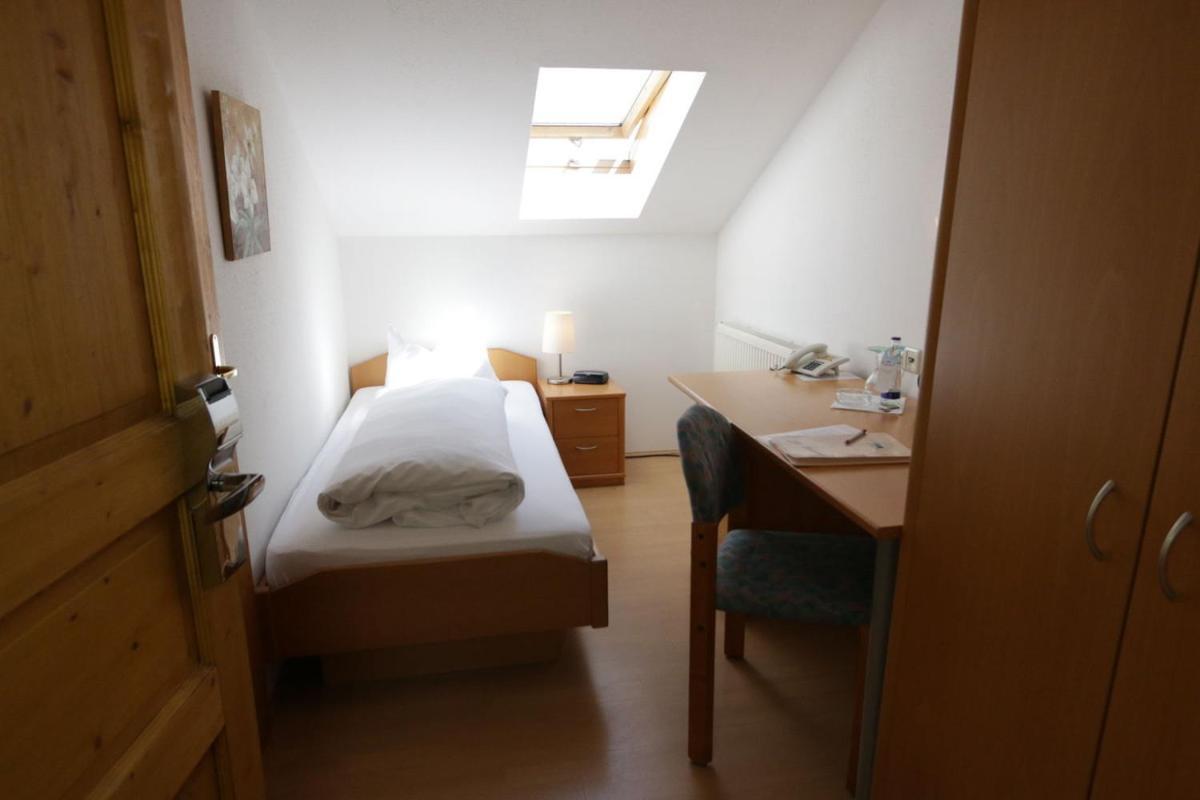 Landgasthof Pauliwirt Erharting Buitenkant foto