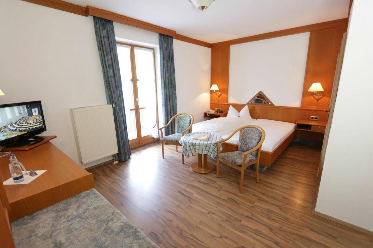 Landgasthof Pauliwirt Erharting Buitenkant foto